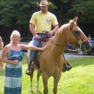 Meet your Posher, Perry